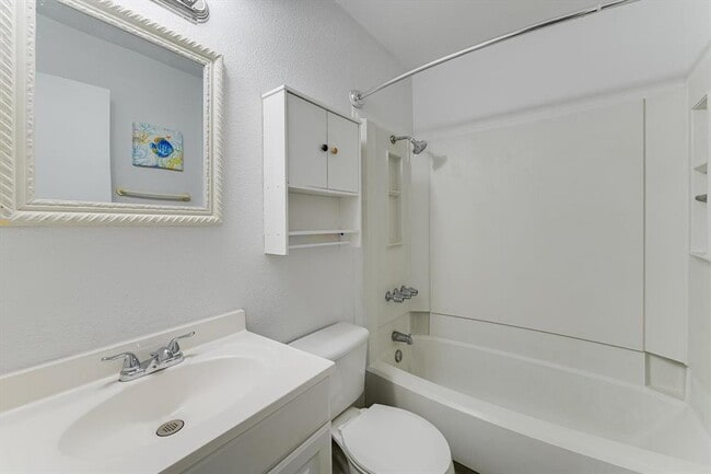 Building Photo - 4301 Acropolis Ct