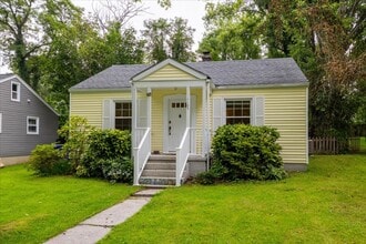 Building Photo - Cozy Home with Porch and Yard