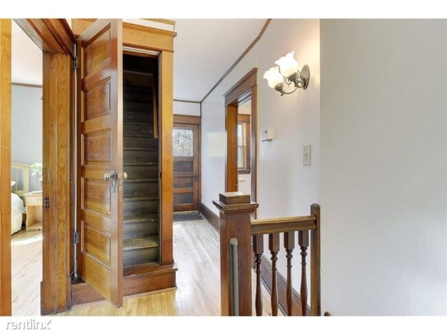 Building Photo - 3 br, 1 bath House - 474 Thomas Ave