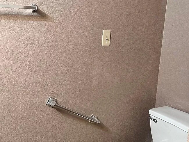 Building Photo - 2910 W Marconi Ave