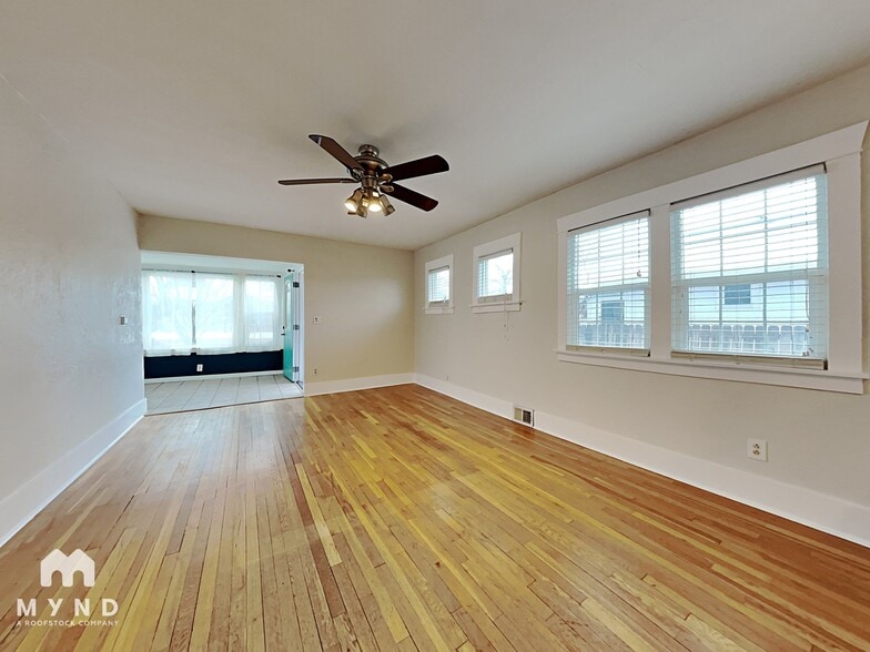 Building Photo - 4465 Meade St