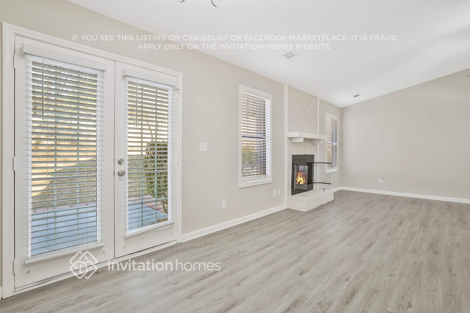 Building Photo - 805 Riverstone Ln