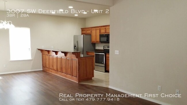 Building Photo - 3/2 Duplex for Rent in Bentonville!