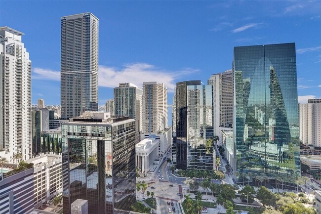 Building Photo - 1250 S Miami Ave