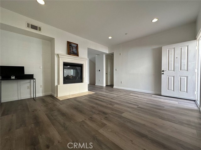 Building Photo - 3436 E Temple Way