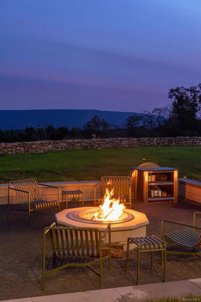 Building Photo - 72 Van Tine Rd