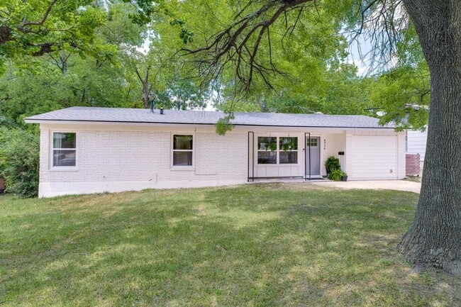 Building Photo - 4714 Philco Dr