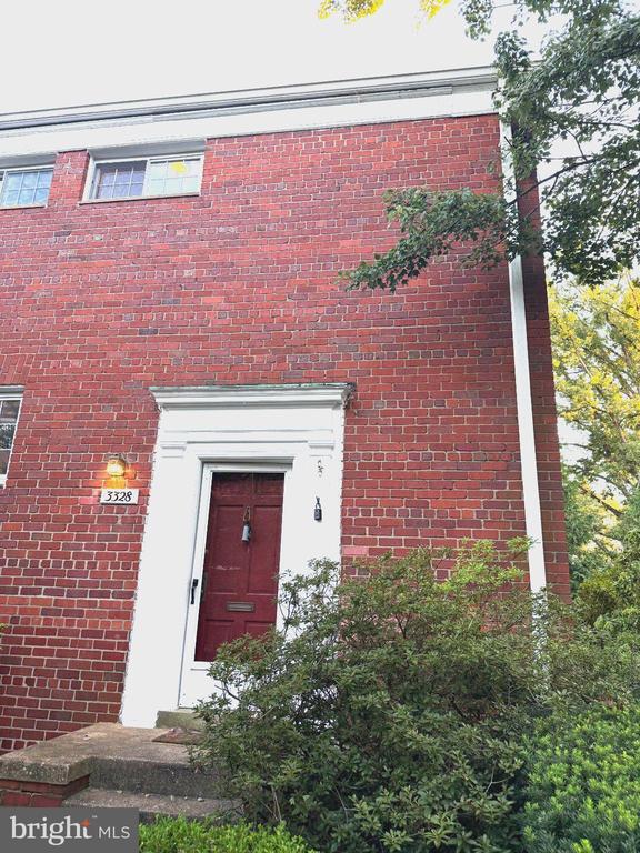 Building Photo - 3328 Gunston Rd