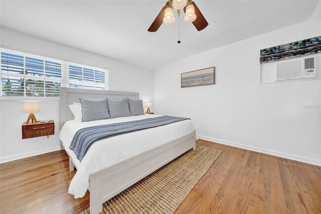 Building Photo - 4924 Shetland Ave