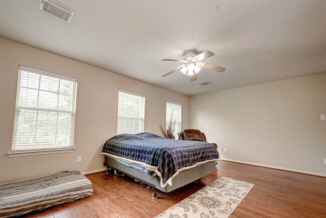 Building Photo - 24823 Cobble Canyon Ln
