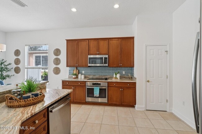 Building Photo - 10008 Sifton Ct