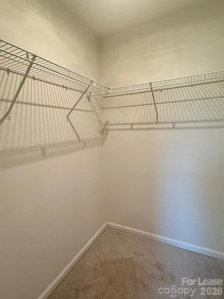 Building Photo - 2834 Oldfield Dr