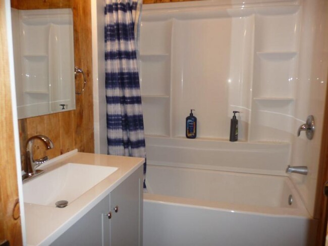 Building Photo - 3 bedroom in Billings MT 59101