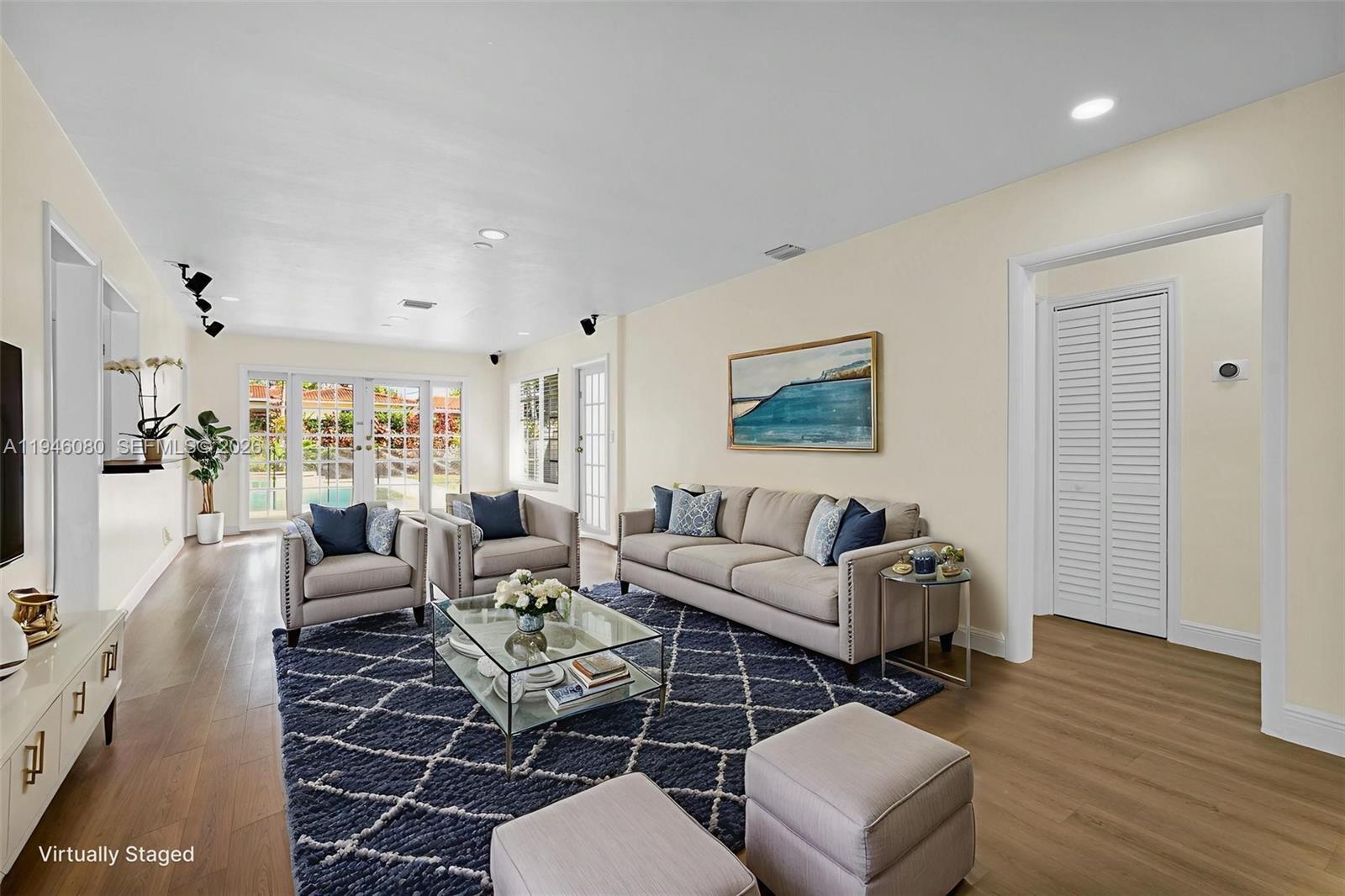 Building Photo - 5781 SW 25th St