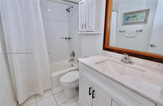 Building Photo - 3001 S Ocean Dr