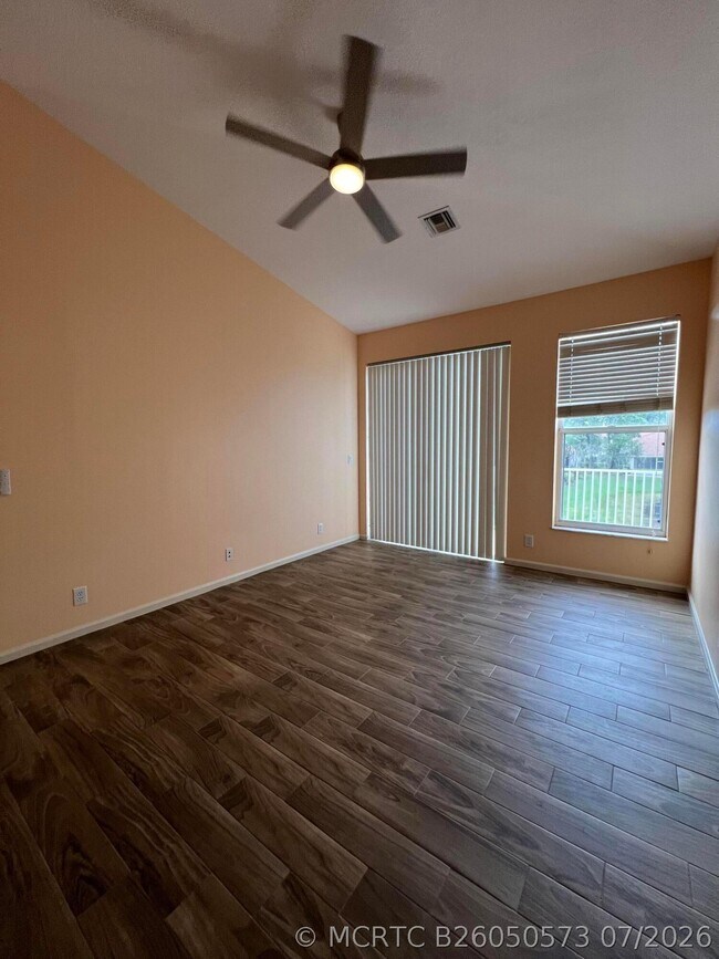 Building Photo - 9312 World Cup Way