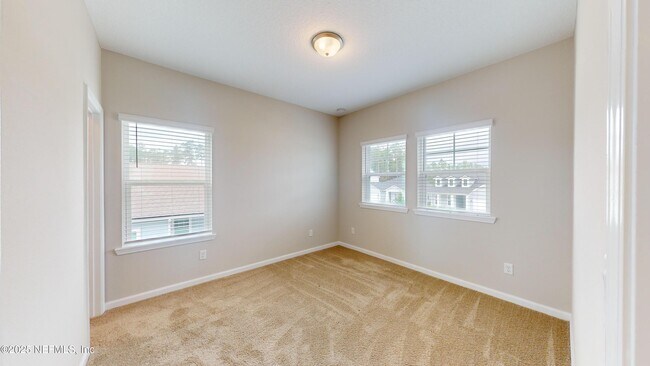 Building Photo - 167 Windermere Way