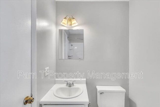 Building Photo - 117 Egret Cir