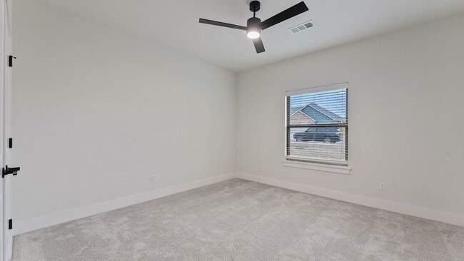 Building Photo - 86 N Banner Ave