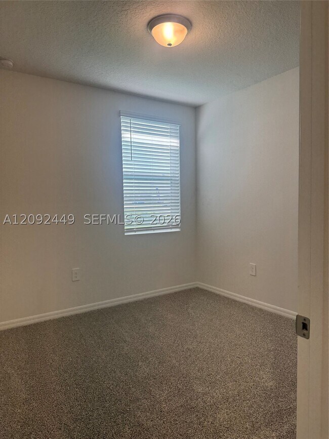 Building Photo - 3889 Giorgio Dr