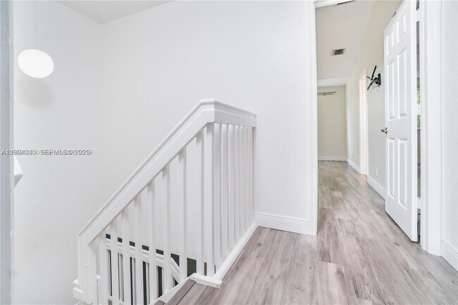 Building Photo - 11425 NW 34th Pl