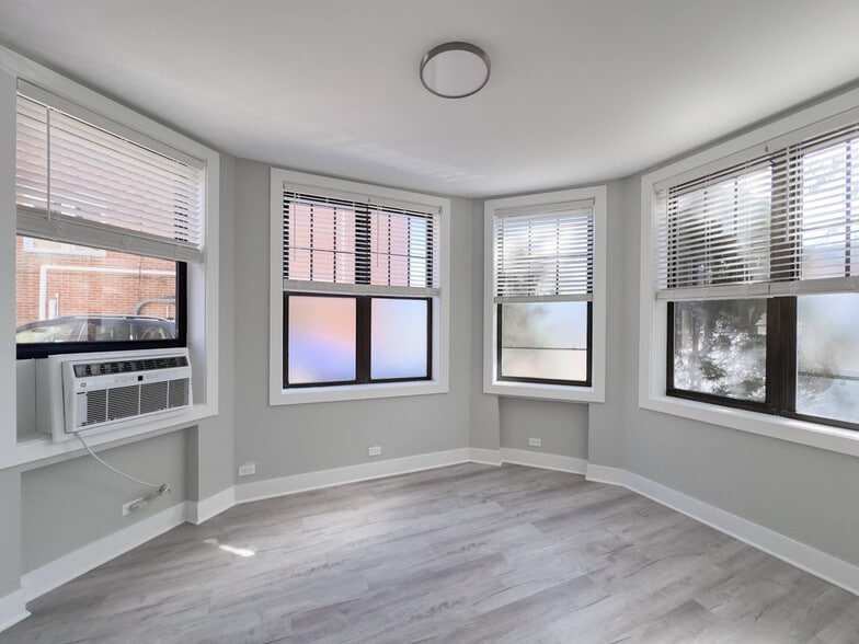 Building Photo - 369 Hazel Ave