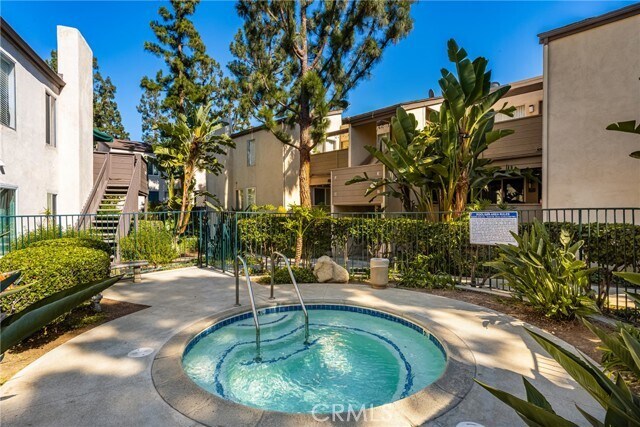 Building Photo - 1360 Cabrillo Park Dr