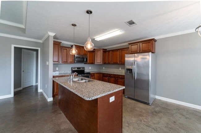 Building Photo - 1315 Alex St