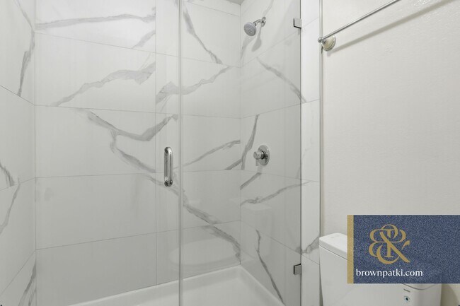 Building Photo - 916 Beach Park Blvd