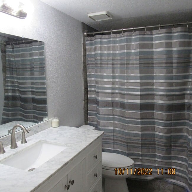 Building Photo - 276 Lake Havasu Ave