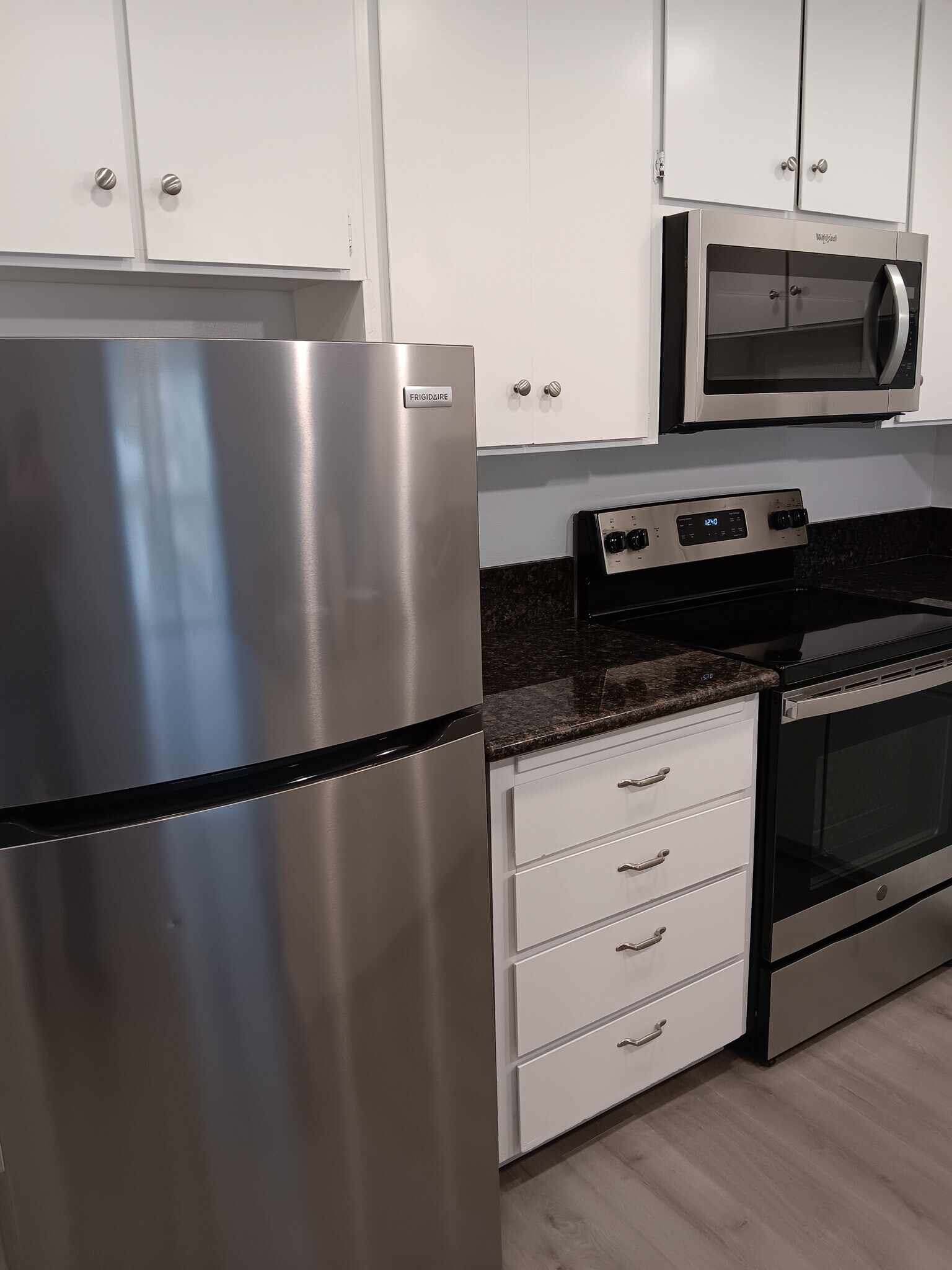 Building Photo - 6362 Rancho Mission Rd