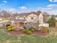 Building Photo - 7025 White Butterfly Ln