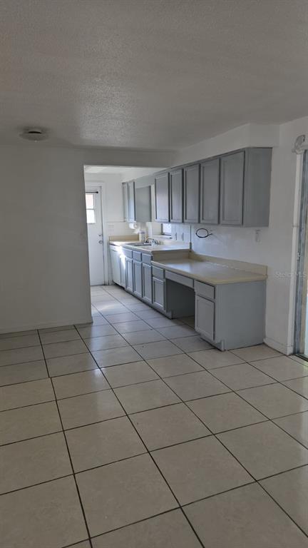 Building Photo - 4210 8th St Ct E