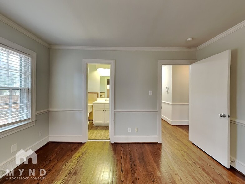 Building Photo - 1210 S 1st St