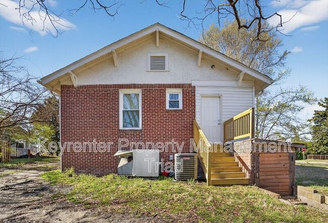 Building Photo - 2405 Freeman Mill Rd