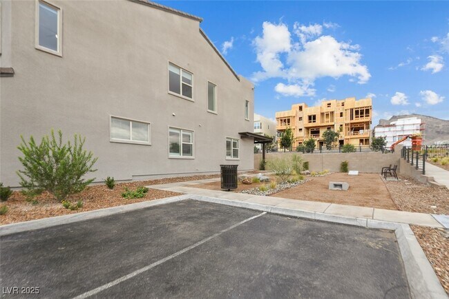 Building Photo - 1507 Hopeful Lark Ln