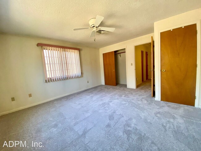 Building Photo - 2 br, 1.5 bath House - 121 Fox Hollow