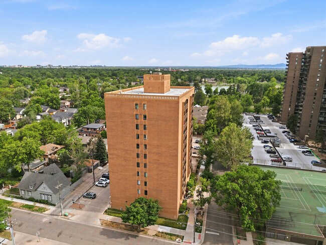 Building Photo - 400 S Lafayette St