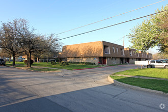 Building Photo - Chalet Apartments