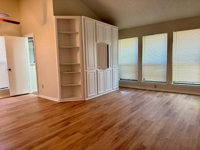 Building Photo - 2635 Sunlight Dr