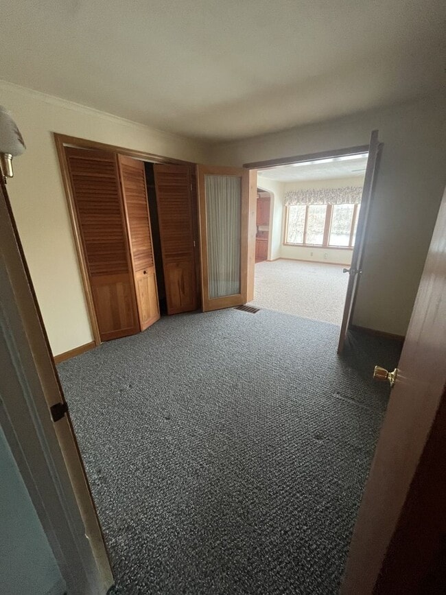 Building Photo - 2 Bedroom House Available in Fulton