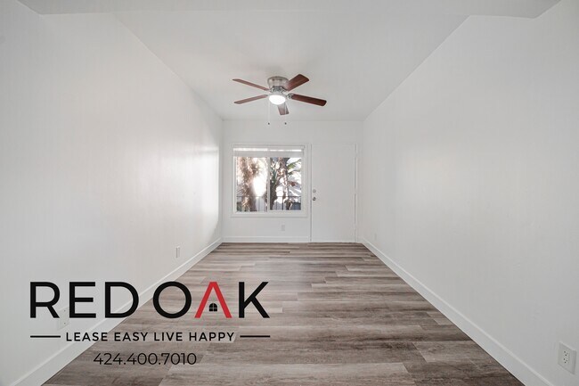 Building Photo - 4037 McLaughlin Ave