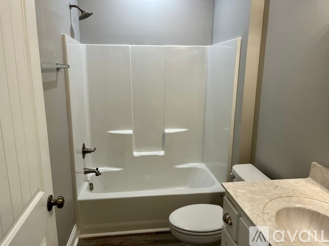 Building Photo - 2825 La Mesa Ave