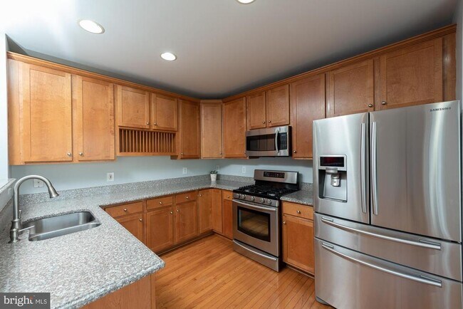 Building Photo - 42724 Rolling Rock Square