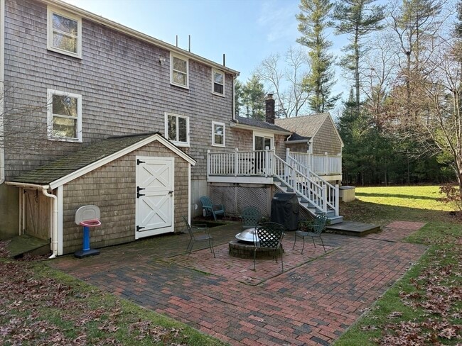 Building Photo - 42 Wellington Ln