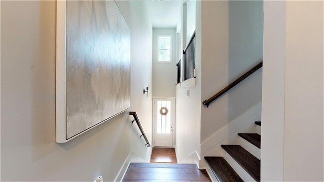 Building Photo - 1468 Addison Pl