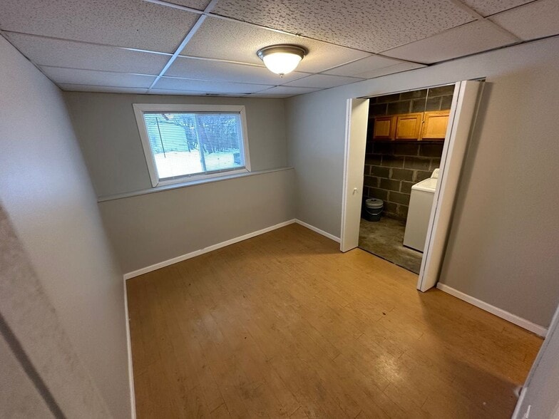 Building Photo - 12421 Tyler St NE