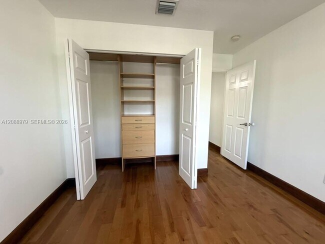 Building Photo - 11462 NW 69th Terrace