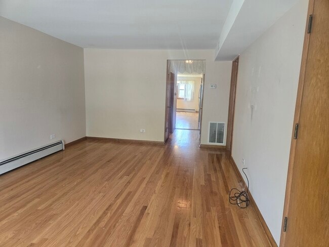 Building Photo - 5325 W 53rd Pl