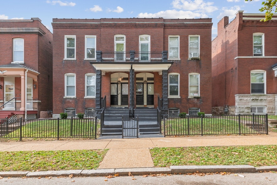 Building Photo - 3452 Alberta St